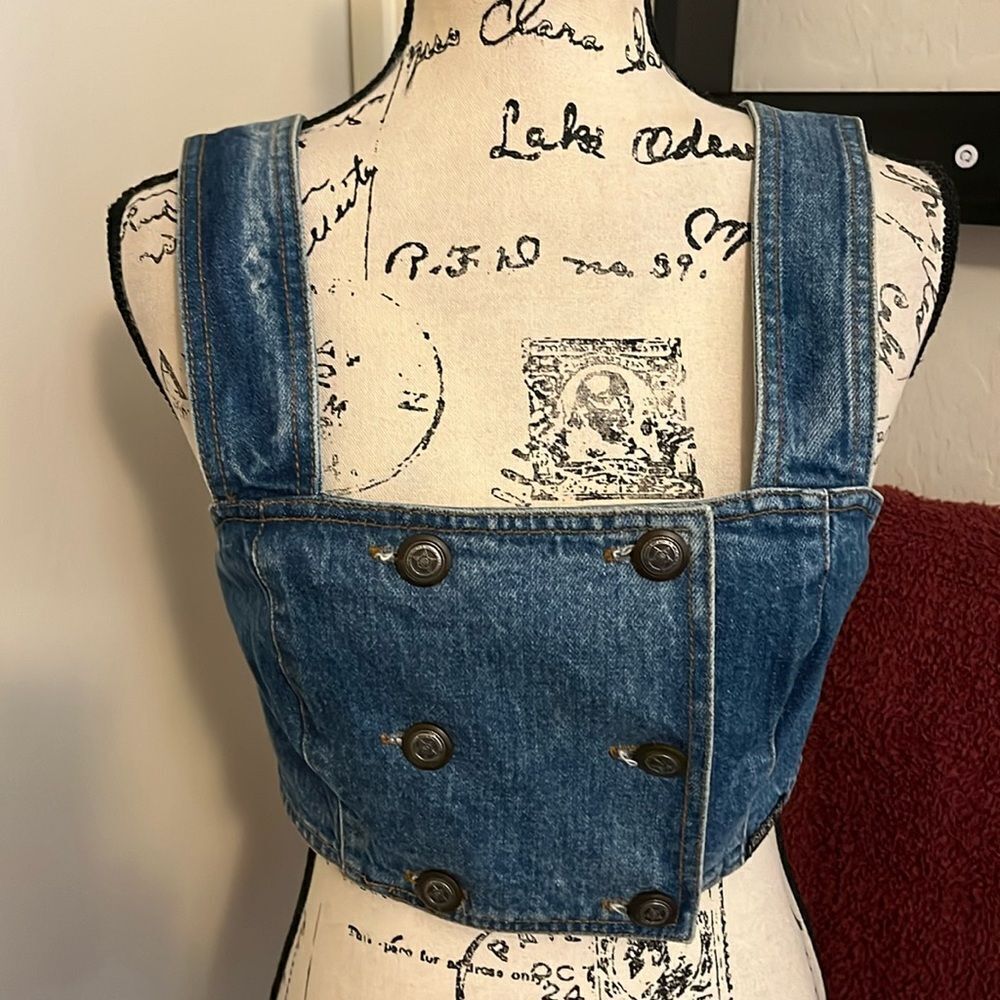 Vintage Guess Blue Distressed Denim Button Closure Crop Top Boho Festival